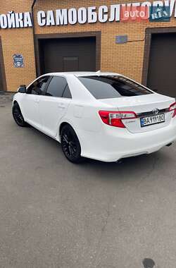 Toyota Camry 2012