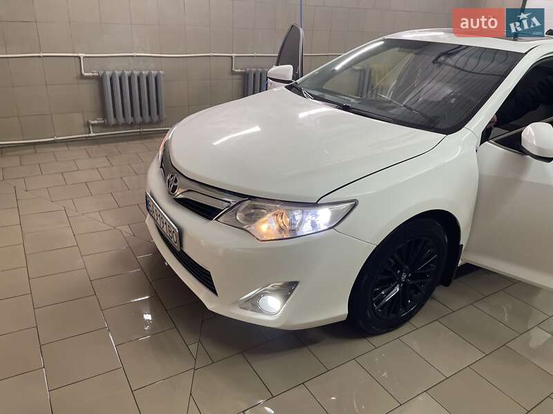 Седан Toyota Camry 2012 в Благовіщенську