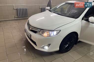 Седан Toyota Camry 2012 в Благовіщенську