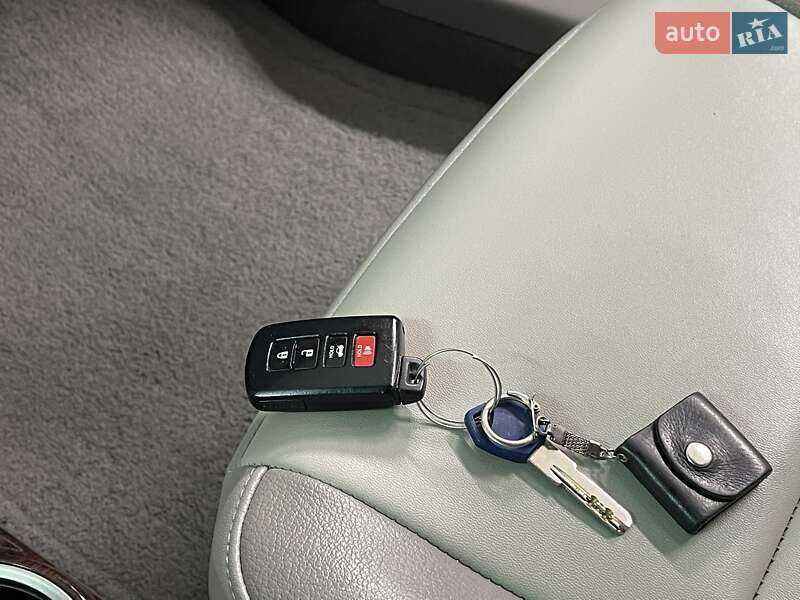 Седан Toyota Camry 2012 в Благовіщенську