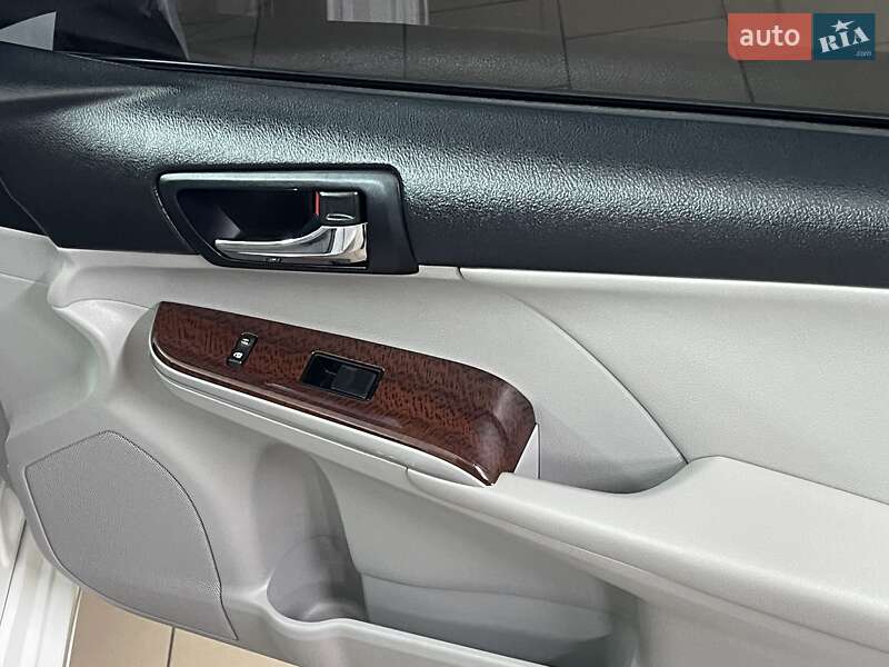 Седан Toyota Camry 2012 в Благовіщенську