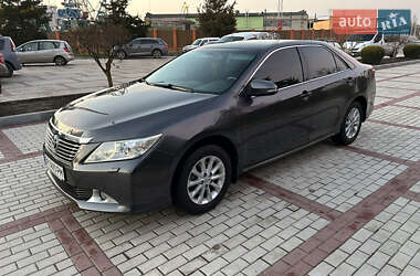 Седан Toyota Camry 2011 в Ізмаїлі