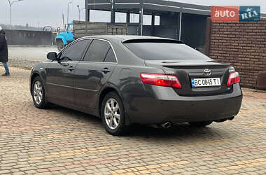 Седан Toyota Camry 2007 в Львові