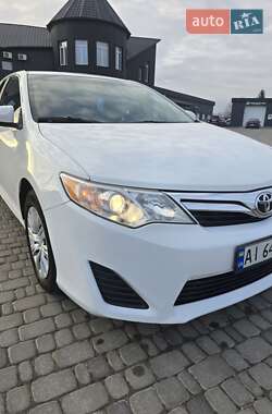 Седан Toyota Camry 2013 в Білій Церкві