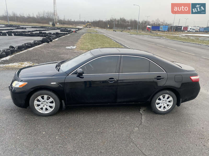 Седан Toyota Camry 2007 в Львове