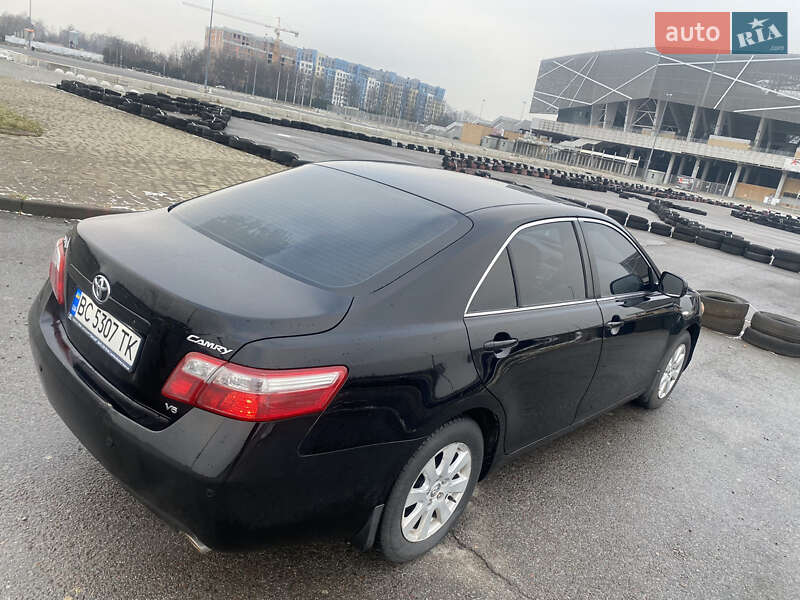 Седан Toyota Camry 2007 в Львове