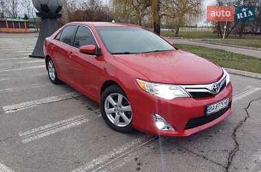 Седан Toyota Camry 2014 в Олександрії