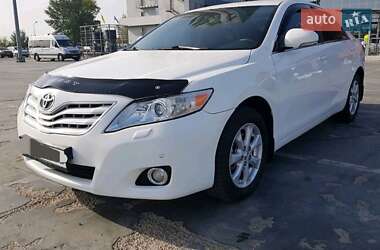 Седан Toyota Camry 2010 в Конотопі