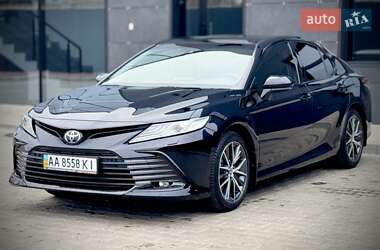 Седан Toyota Camry 2021 в Києві