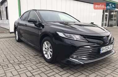 Toyota Camry 2017