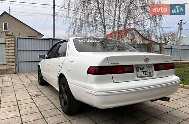 Седан Toyota Camry 1999 в Одесі