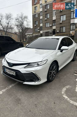 Седан Toyota Camry 2021 в Дніпрі