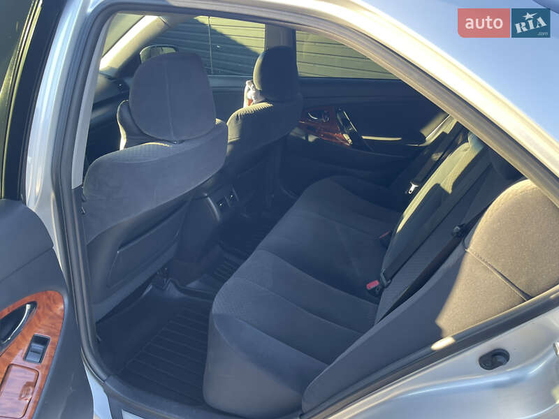 Седан Toyota Camry 2008 в Буче