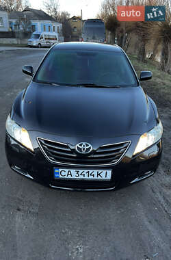 Седан Toyota Camry 2008 в Умани