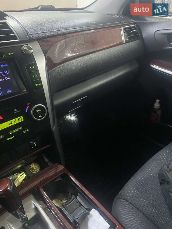 Седан Toyota Camry 2014 в Залещиках
