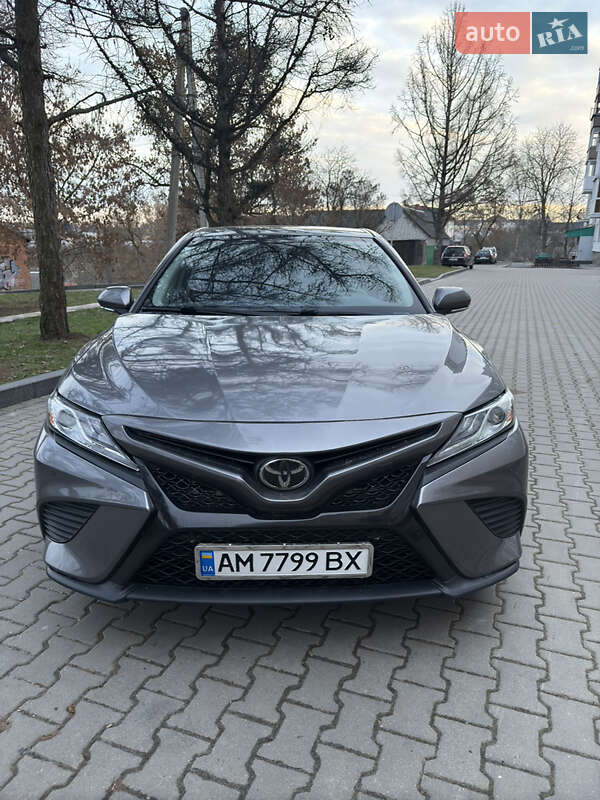 Седан Toyota Camry 2018 в Звягеле фото 4 Седан Toyota Camry 2018 в Звягеле