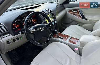 Седан Toyota Camry 2006 в Виннице