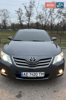 Седан Toyota Camry 2011 в Дніпрі