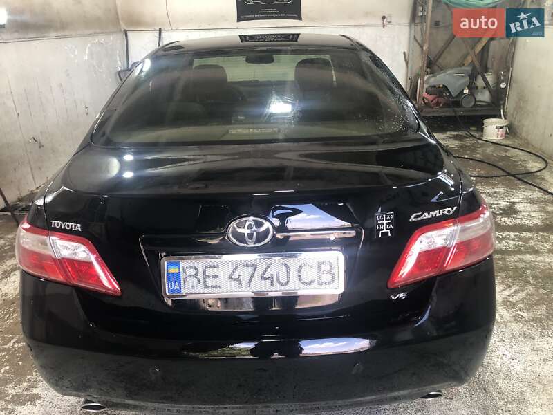 Седан Toyota Camry 2008 в Вознесенске
