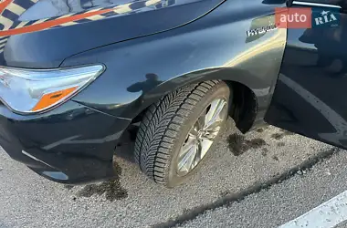Toyota Camry 2016
