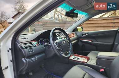 Седан Toyota Camry 2012 в Киеве