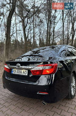 Седан Toyota Camry 2012 в Хмельнике