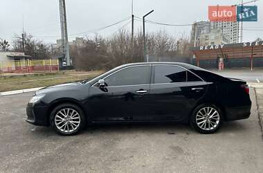 Седан Toyota Camry 2016 в Харкові