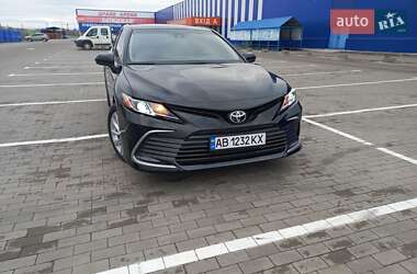 Седан Toyota Camry 2021 в Вінниці