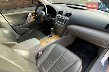 Седан Toyota Camry 2007 в Києві