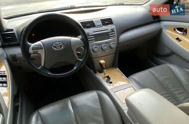 Седан Toyota Camry 2007 в Києві