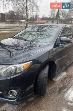 Седан Toyota Camry 2014 в 