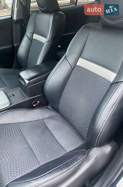 Седан Toyota Camry 2014 в 