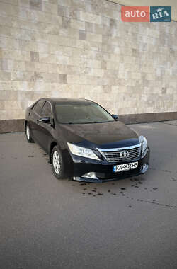 Седан Toyota Camry 2011 в Києві