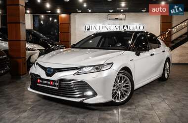 Toyota Camry 2020