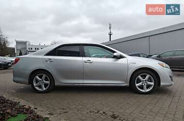 Седан Toyota Camry 2012 в Львові