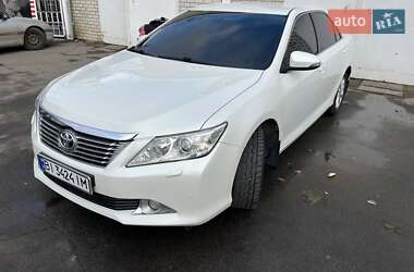 Седан Toyota Camry 2013 в Кременчуці