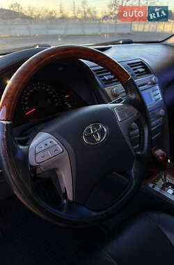 Седан Toyota Camry 2007 в Теплодарі