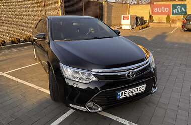 Седан Toyota Camry 2015 в 