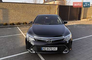 Седан Toyota Camry 2015 в 