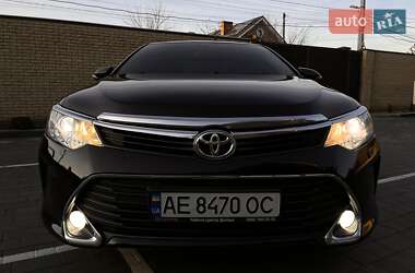 Седан Toyota Camry 2015 в 