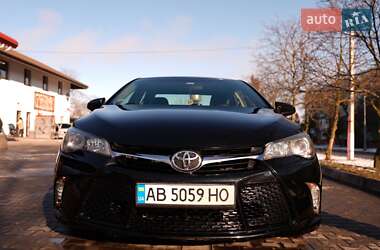 Седан Toyota Camry 2016 в Гайсине