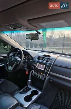 Седан Toyota Camry 2014 в 