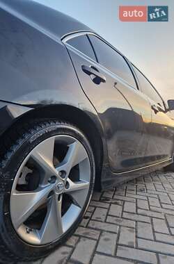 Седан Toyota Camry 2014 в 
