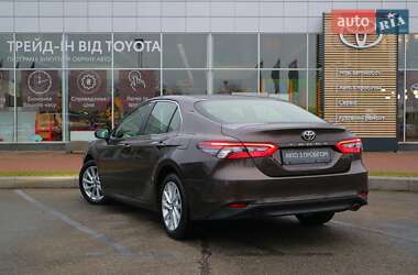 Седан Toyota Camry 2023 в Києві