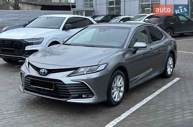 Toyota Camry 2023