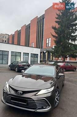 Седан Toyota Camry 2021 в Києві