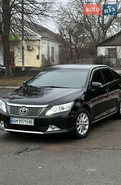 Седан Toyota Camry 2012 в Житомирі