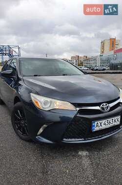 Toyota Camry 2016