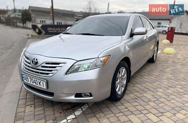 Седан Toyota Camry 2007 в Умані