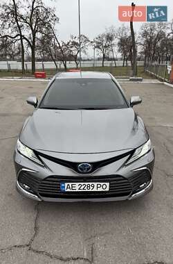 Седан Toyota Camry 2021 в 